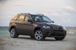 2013 BMW X5 xDrive50i in Sparkling Bronze Metallic - Static Front Right Three-quarter View